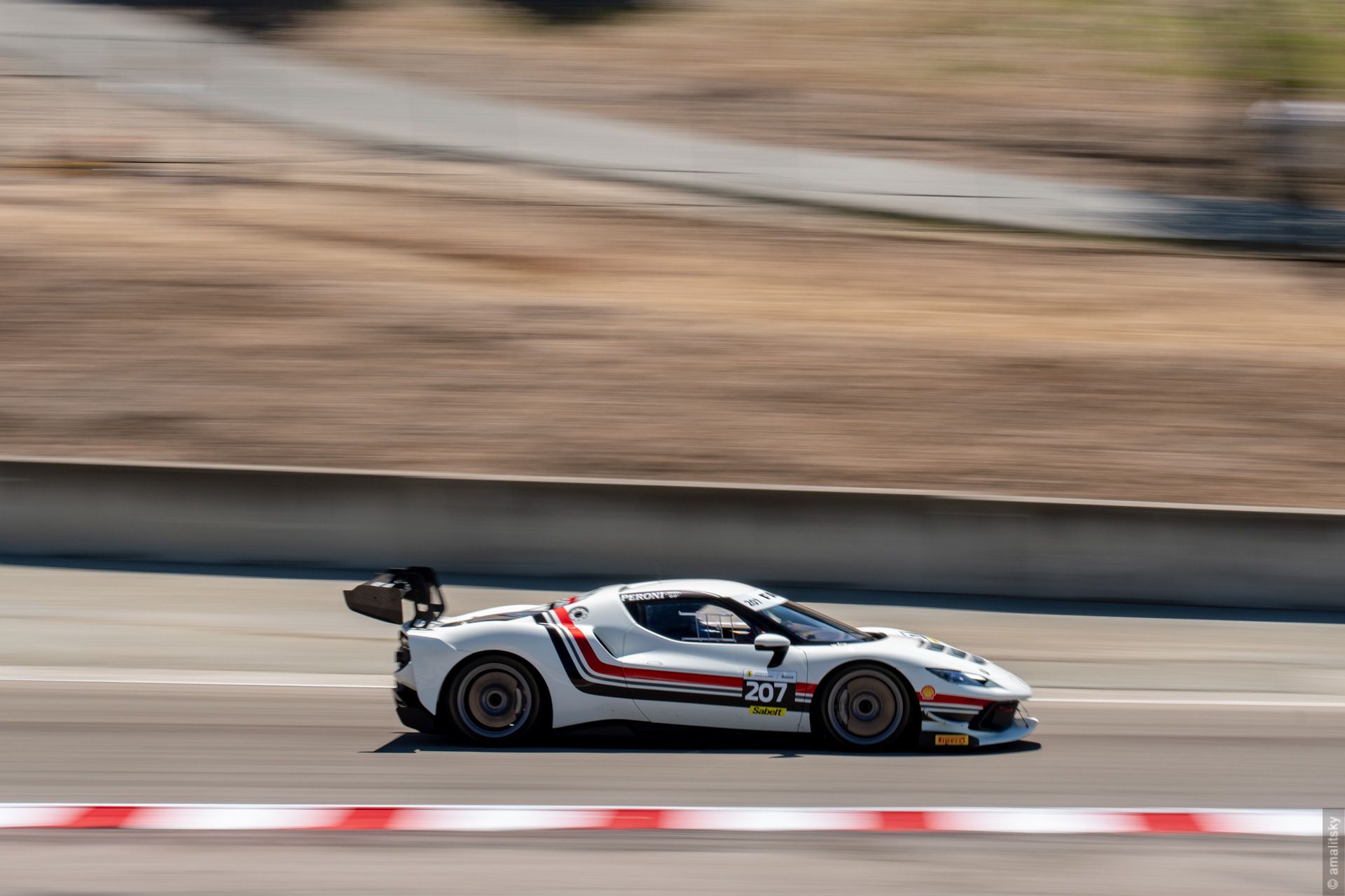 Ferrari 296 Challenge