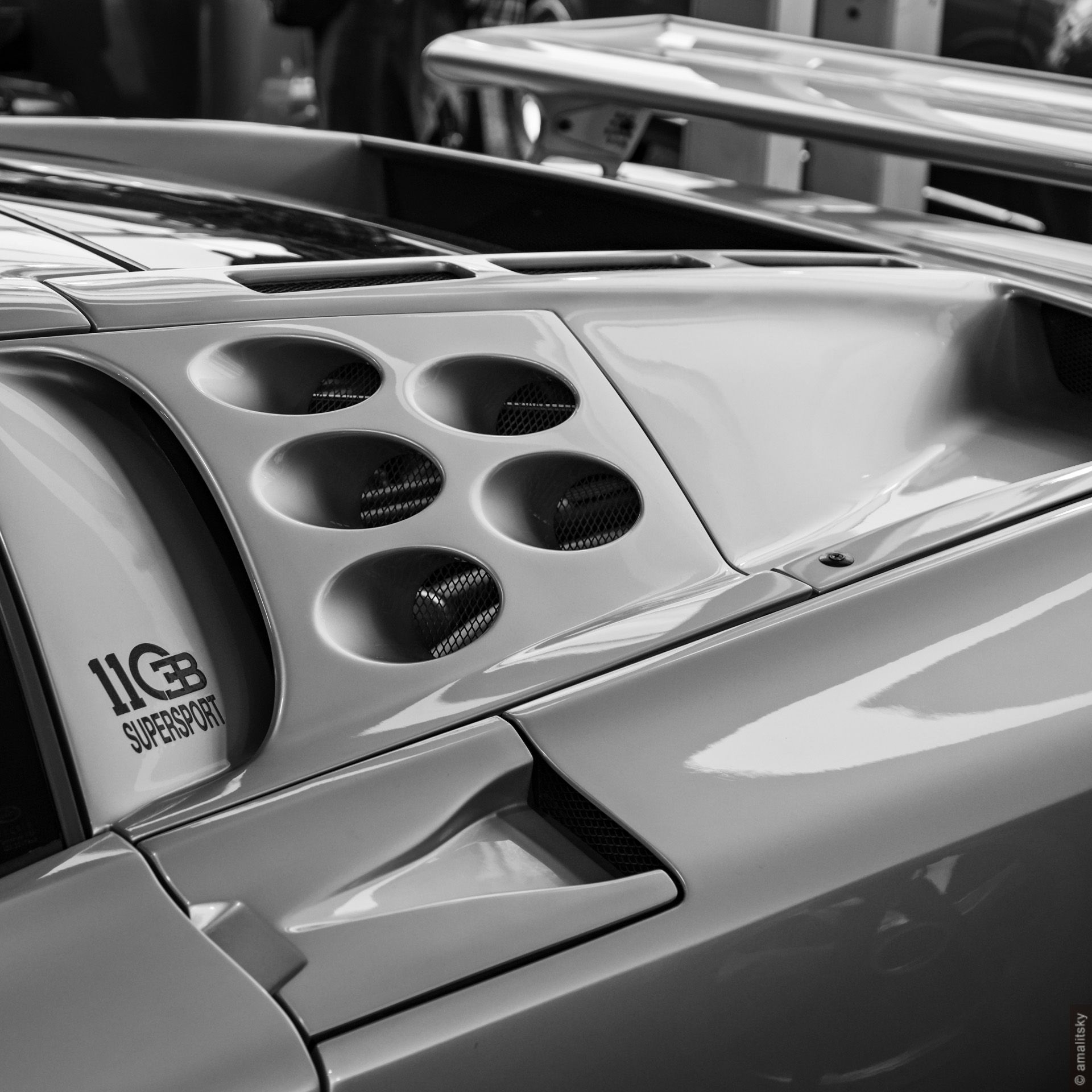1994 Bugatti EB110 SS