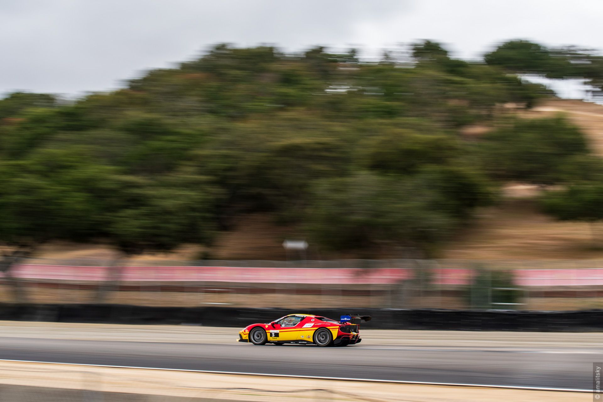 Ferrari 296 Challenge